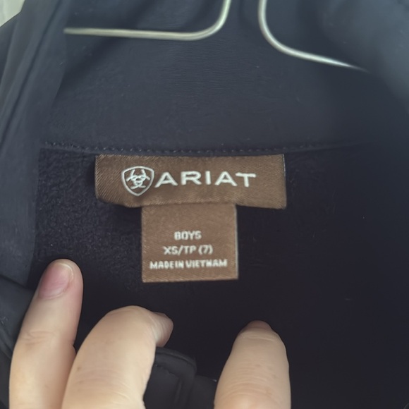 Boys Ariat Vest - Picture 3 of 4
